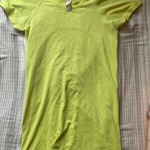 Lululemon Swiftly Tech Short Sleeve